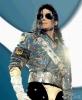 迈克尔·杰克逊因心脏停搏去世 终年51岁